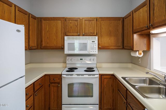 90 Stone Hill Court 90, Durham, NC 27704