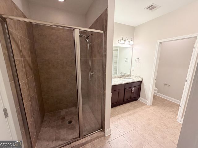 10555 Naramore Lane, Alpharetta, GA 30022