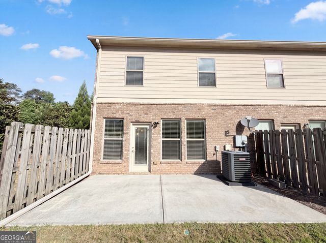 10555 Naramore Lane, Alpharetta, GA 30022