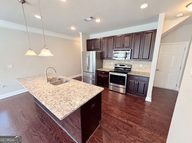 10555 Naramore Lane, Alpharetta, GA 30022