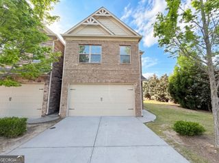 10555 Naramore Lane, Alpharetta, GA 30022