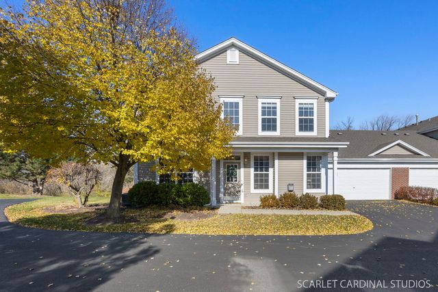 205 Belle Vue Court B, Sugar Grove, IL 60554