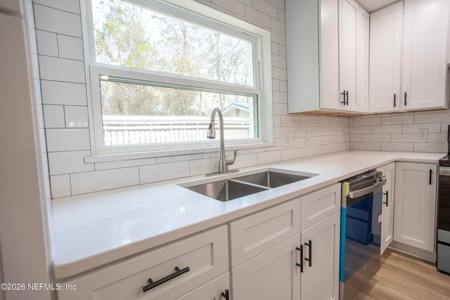 44259 ARTESIAN Boulevard, Callahan, FL 32011