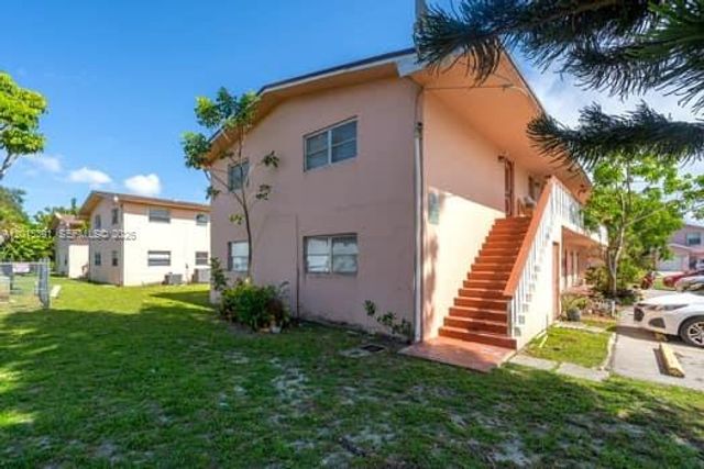 7491 SW 10th Ct 201B, North Lauderdale, FL 33068