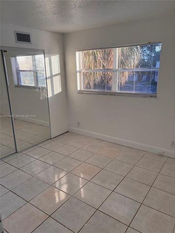 7491 SW 10th Ct 201B, North Lauderdale, FL 33068