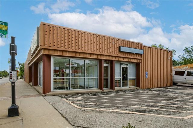 901 Main Street, Grandview, MO 64030