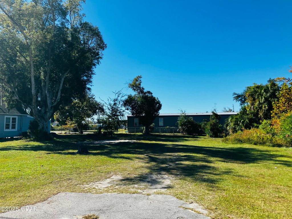 7101 Cherry Street, Panama City, FL 32404