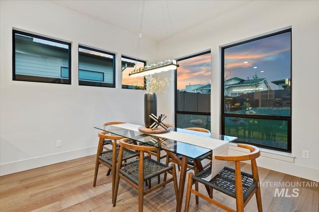 9967 W Bouvardia St, Star, ID 83669