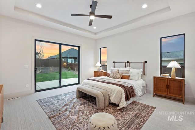 9967 W Bouvardia St, Star, ID 83669