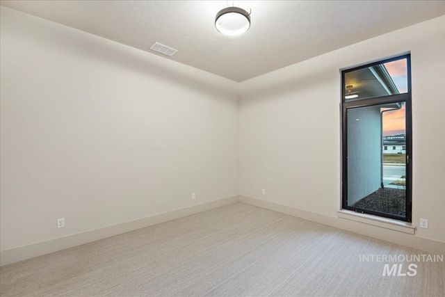 9967 W Bouvardia St, Star, ID 83669