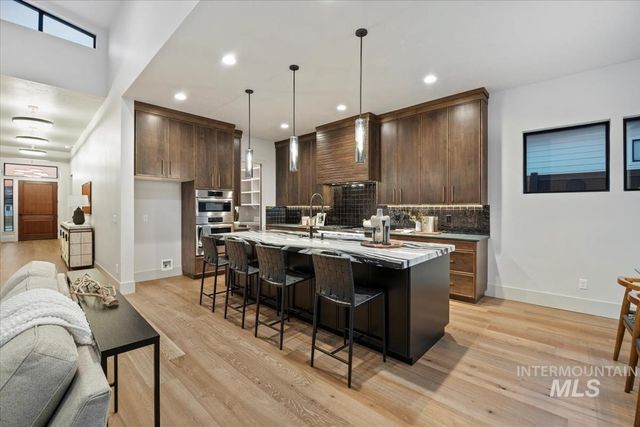 9967 W Bouvardia St, Star, ID 83669