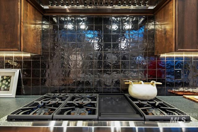 9967 W Bouvardia St, Star, ID 83669