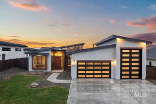 9967 W Bouvardia St, Star, ID 83669