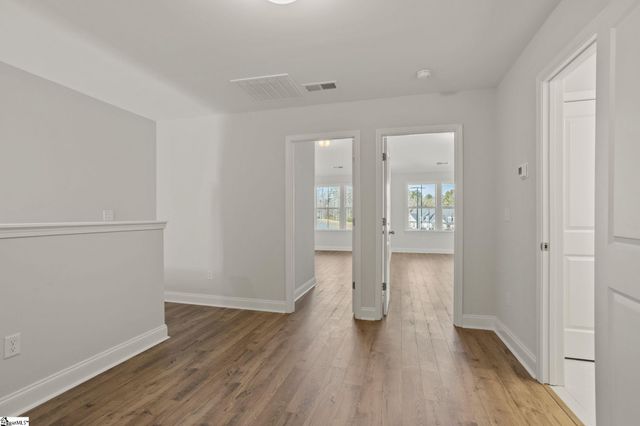 226 Lake Greenwood Boulevard, Greenwood, SC 29649