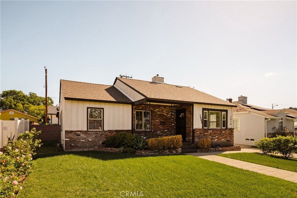 2008 N Rose Street, Burbank, CA 91505 — photo 2