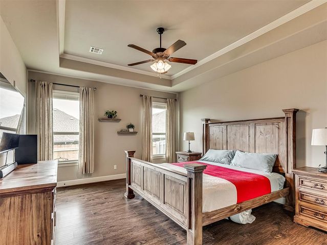 905 NW 190th Street, Edmond, OK 73012