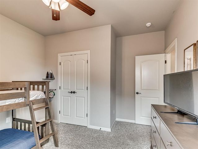 905 NW 190th Street, Edmond, OK 73012