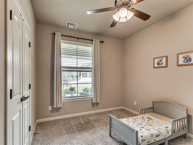 905 NW 190th Street, Edmond, OK 73012