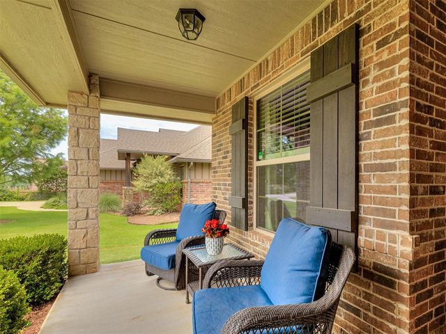 905 NW 190th Street, Edmond, OK 73012