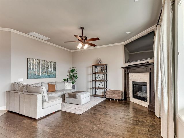 905 NW 190th Street, Edmond, OK 73012
