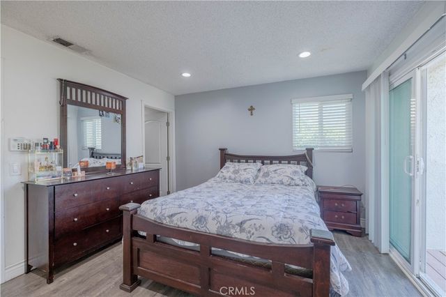12411 Osborne 66, Pacoima, CA 91331