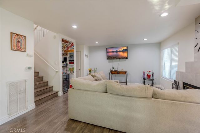 12411 Osborne 66, Pacoima, CA 91331