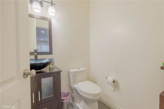 12411 Osborne 66, Pacoima, CA 91331