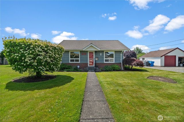 926 6th Avenue SW, Puyallup, WA 98371
