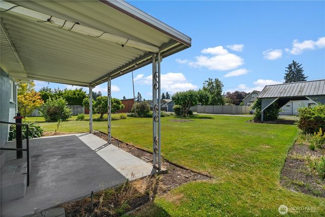 926 6th Avenue SW, Puyallup, WA 98371
