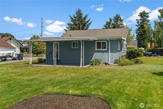 926 6th Avenue SW, Puyallup, WA 98371