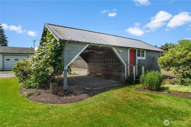 926 6th Avenue SW, Puyallup, WA 98371