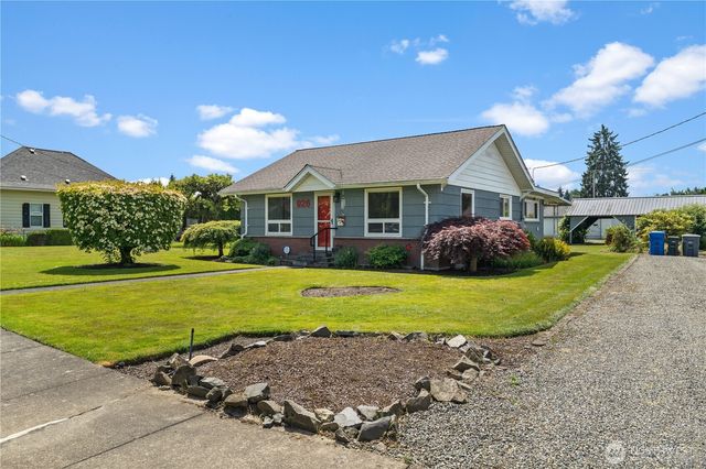 926 6th Avenue SW, Puyallup, WA 98371