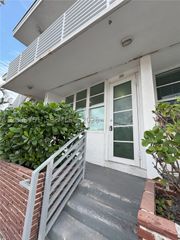 300 74th St 2, Miami Beach, FL 33141