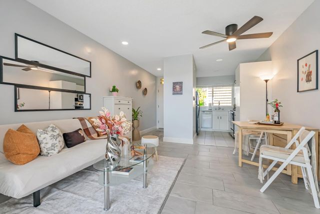 2601 College Avenue 208, Berkeley, CA 94704