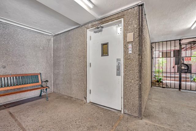 2601 College Avenue 208, Berkeley, CA 94704