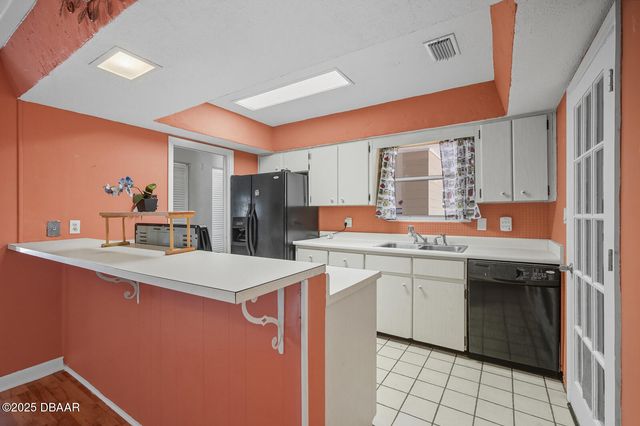 1421 Margina Avenue, Daytona Beach, FL 32114