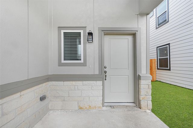 14214 Elkwood Pine Drive, Houston, TX 77032