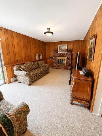 7 Twin Court, Pearl River, NY 10965