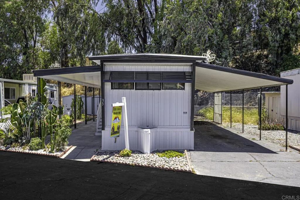 351 E Bradley SPC 33, El Cajon, CA 92021