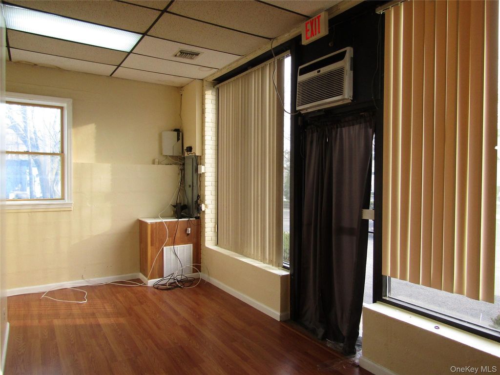 1215 Little East Neck Road, West Babylon, NY 11704 — photo 4