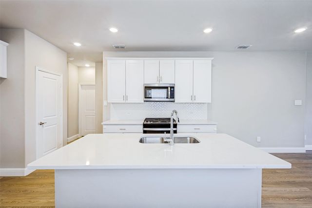 801 McKenna Drive, Lowry Crossing, TX 75069