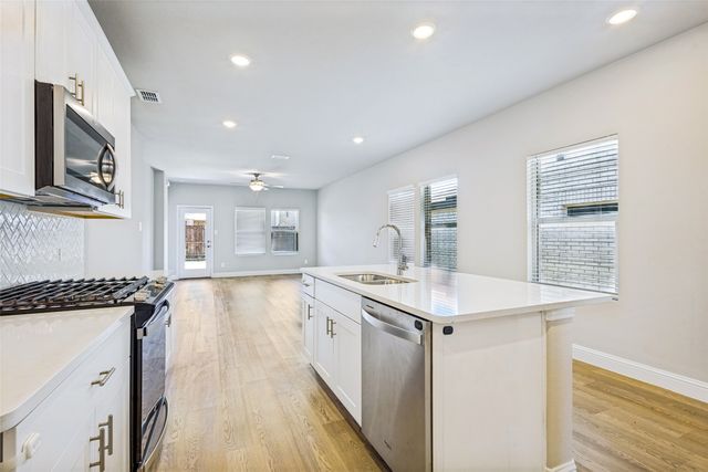 801 McKenna Drive, Lowry Crossing, TX 75069