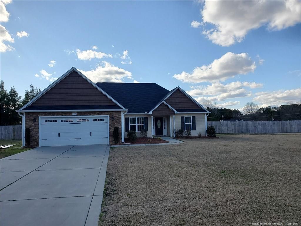 3126 Thrower Road, Hope Mills, NC 28348