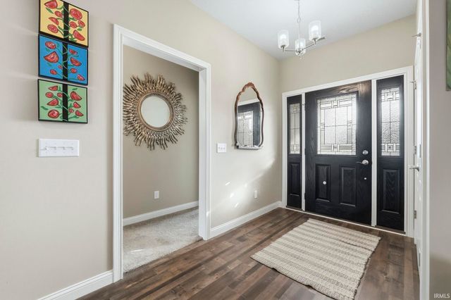 10883 Barrymore Run, Roanoke, IN 46783