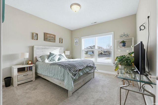 10883 Barrymore Run, Roanoke, IN 46783