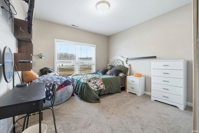 10883 Barrymore Run, Roanoke, IN 46783