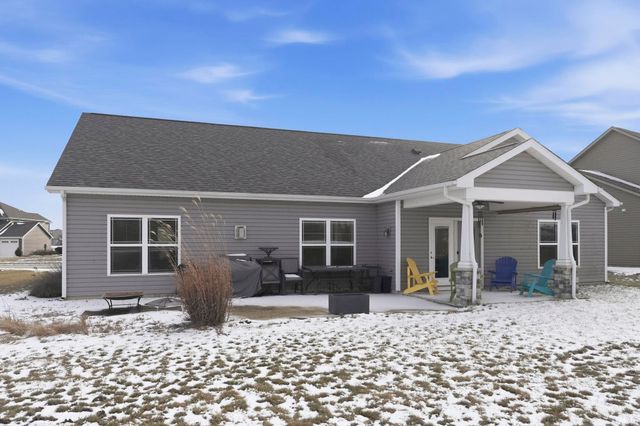 10883 Barrymore Run, Roanoke, IN 46783