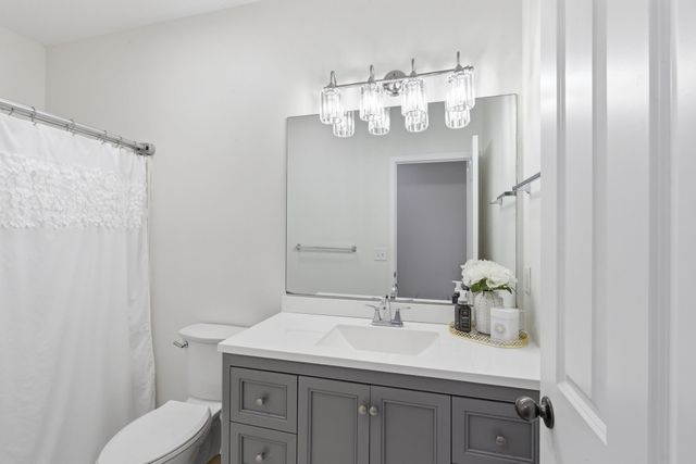 7003 Lenox Village Dr Apt B9, Nashville, TN 37211