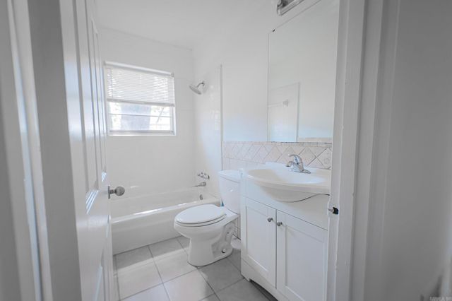 11121 Beverly Hills Drive, Little Rock, AR 72211