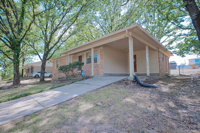 11121 Beverly Hills Drive, Little Rock, AR 72211